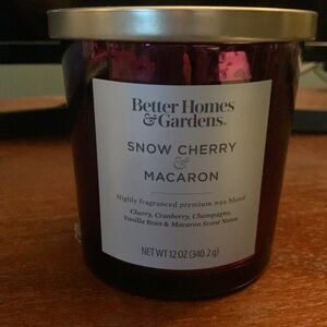 Snow Cherry Macaron candle
